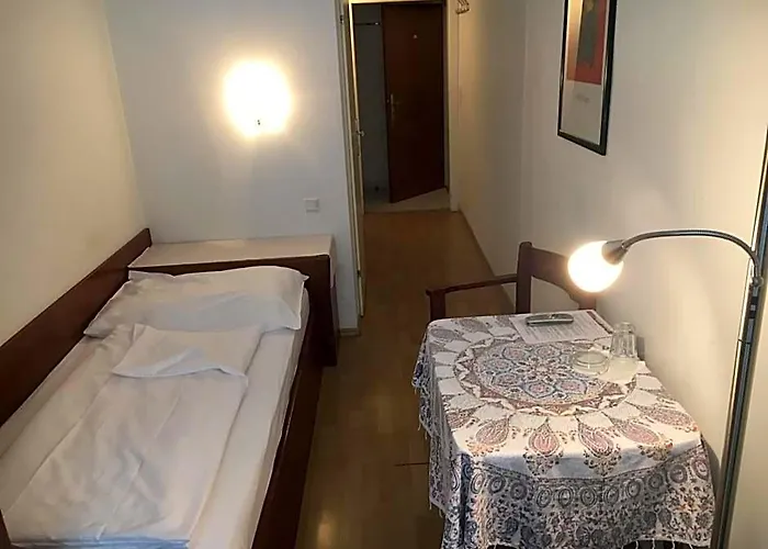 Hotel Ani-falstaff