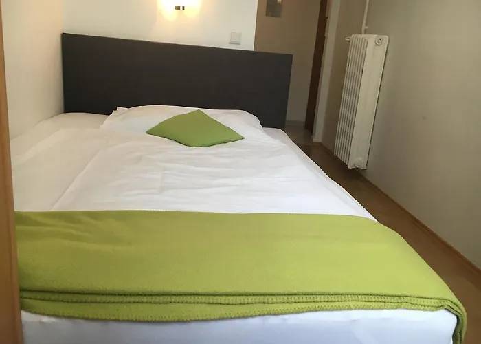 Hotel Ani-falstaff 3*